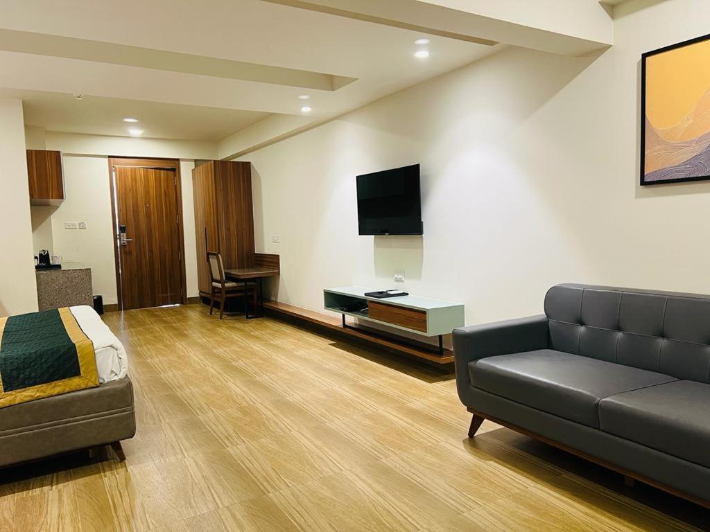 The Lemon Grass Hotel Gandhinagar Dış mekan fotoğraf