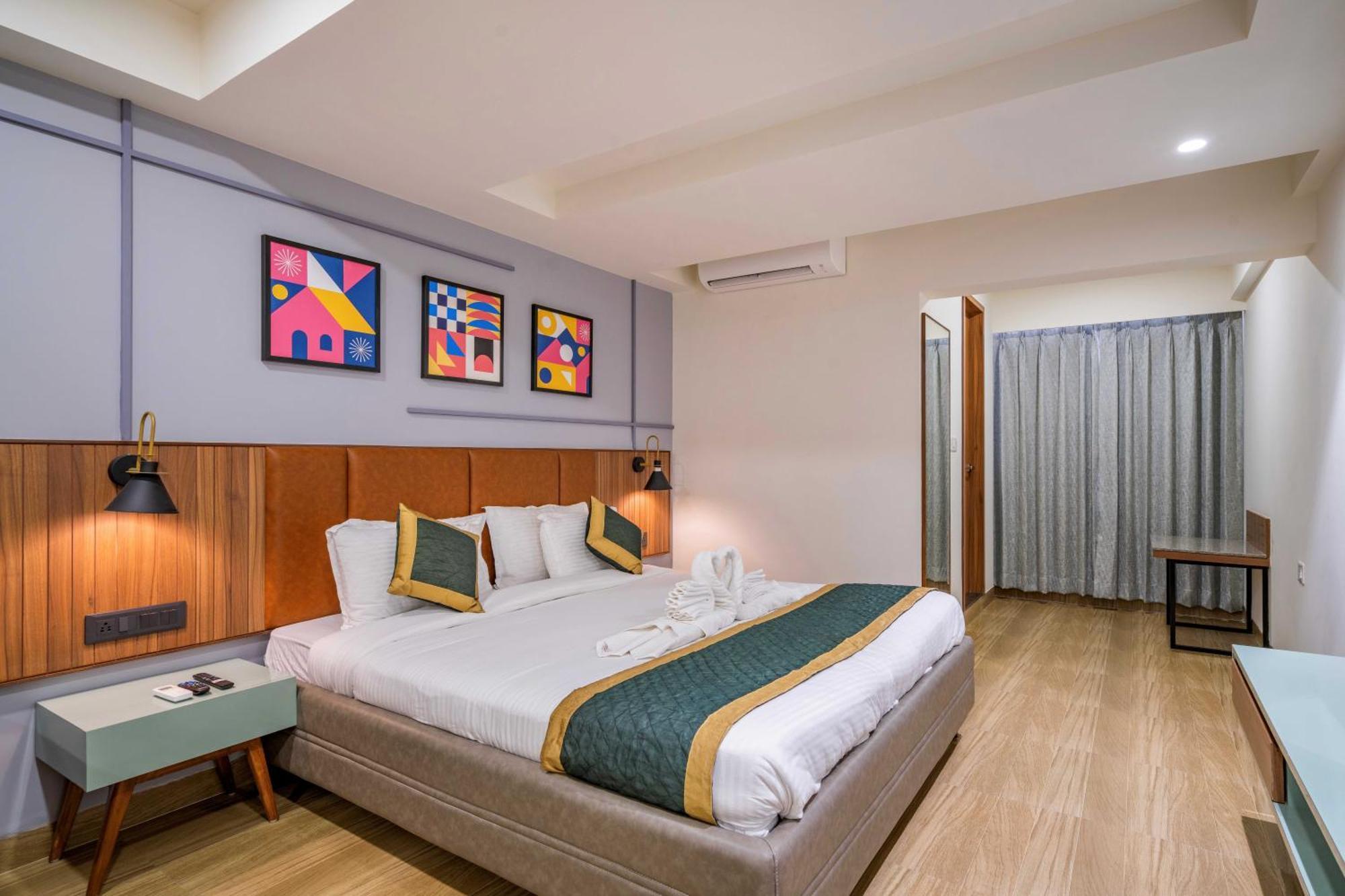 The Lemon Grass Hotel Gandhinagar Dış mekan fotoğraf
