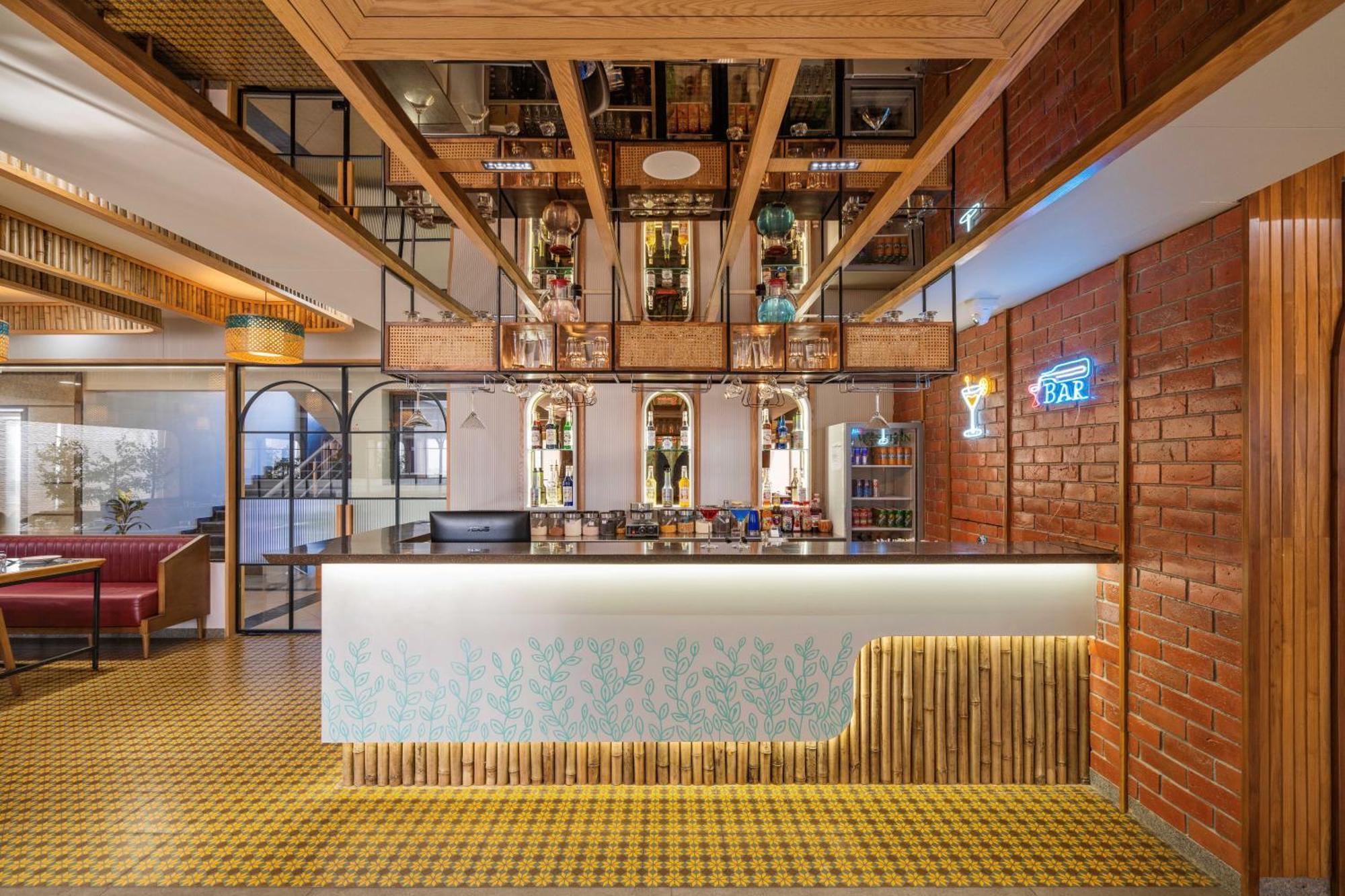 The Lemon Grass Hotel Gandhinagar Dış mekan fotoğraf