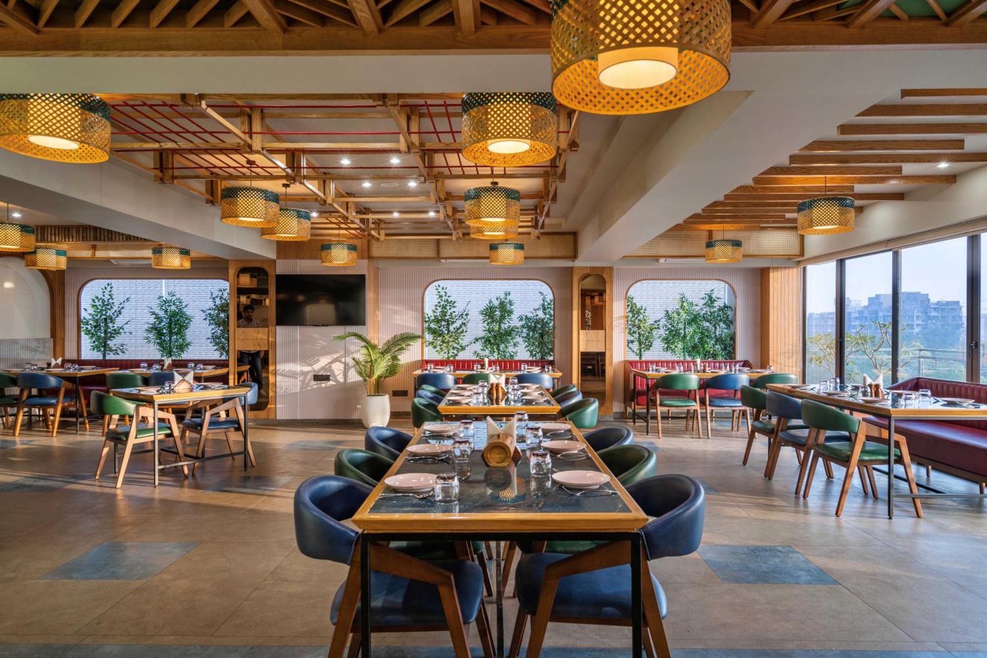 The Lemon Grass Hotel Gandhinagar Dış mekan fotoğraf